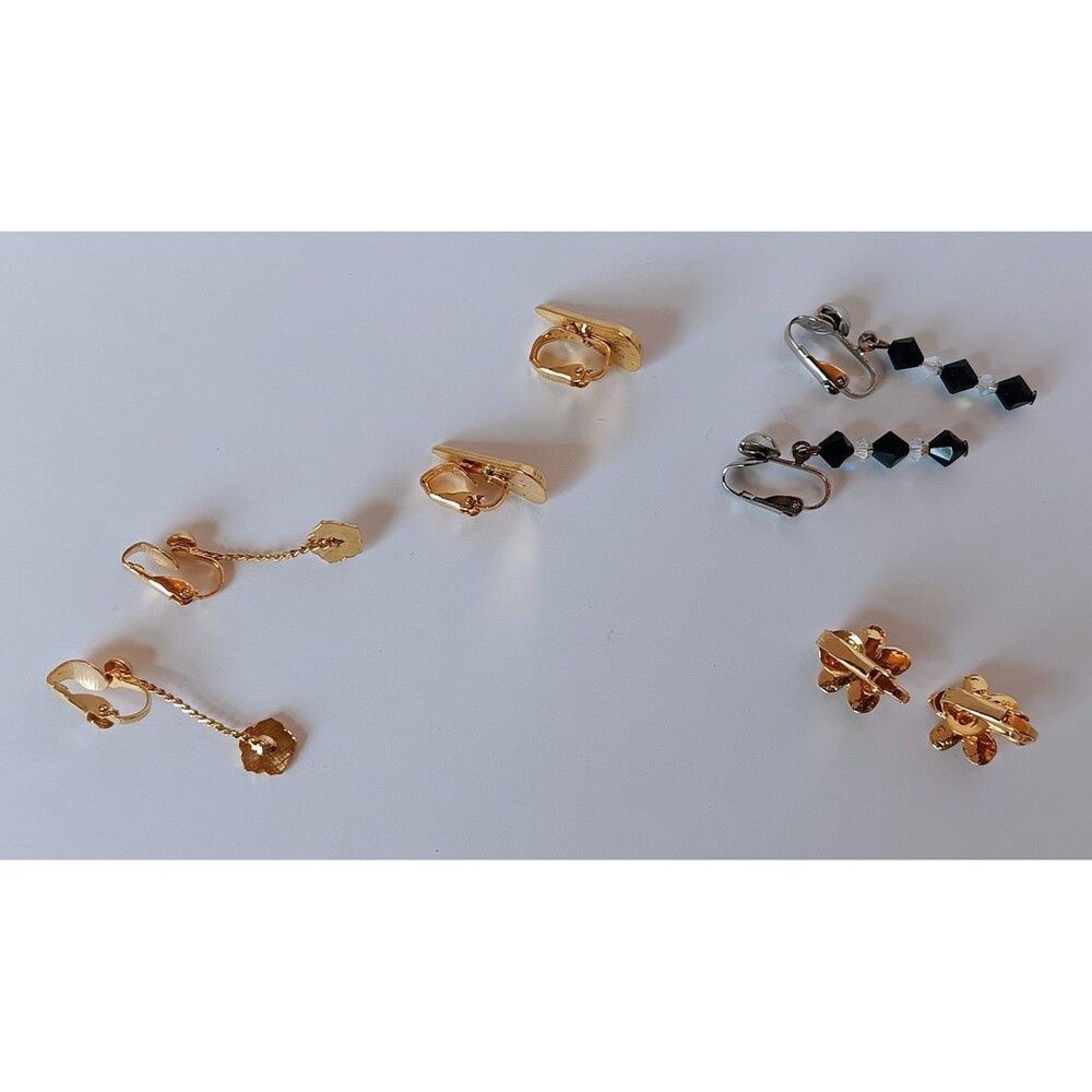 Modern Lot Of 4 Clip On Earrings Mixed Styles Floral Fan and Bicone Bead Dangles - Picture 5 of 5
